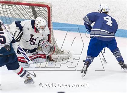 Thumbnail 3 in Stoneham vs Lincoln-Sudbury  (MIAA Division 2 North 1st Round) photogallery.