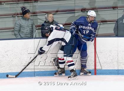 Thumbnail 1 in Stoneham vs Lincoln-Sudbury  (MIAA Division 2 North 1st Round) photogallery.