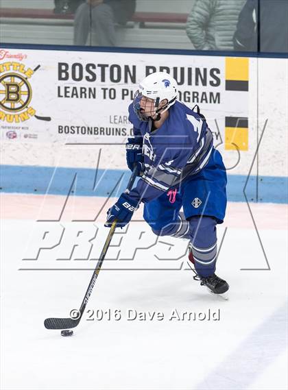 Thumbnail 2 in Stoneham vs Lincoln-Sudbury  (MIAA Division 2 North 1st Round) photogallery.