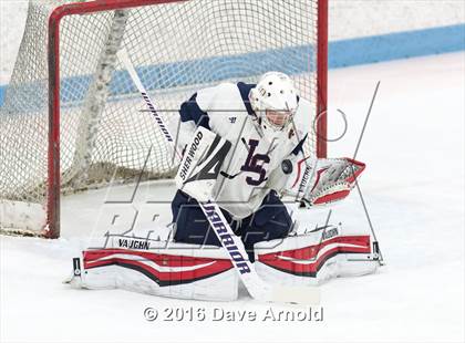 Thumbnail 3 in Stoneham vs Lincoln-Sudbury  (MIAA Division 2 North 1st Round) photogallery.