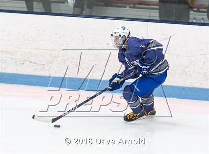 Thumbnail 3 in Stoneham vs Lincoln-Sudbury  (MIAA Division 2 North 1st Round) photogallery.