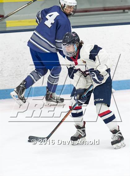 Thumbnail 1 in Stoneham vs Lincoln-Sudbury  (MIAA Division 2 North 1st Round) photogallery.