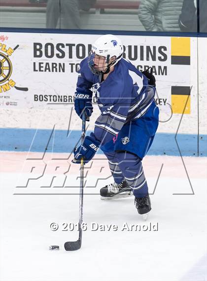 Thumbnail 3 in Stoneham vs Lincoln-Sudbury  (MIAA Division 2 North 1st Round) photogallery.