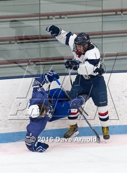 Thumbnail 2 in Stoneham vs Lincoln-Sudbury  (MIAA Division 2 North 1st Round) photogallery.