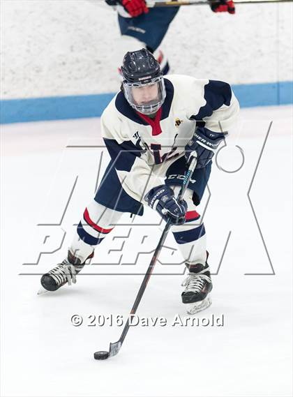 Thumbnail 3 in Stoneham vs Lincoln-Sudbury  (MIAA Division 2 North 1st Round) photogallery.