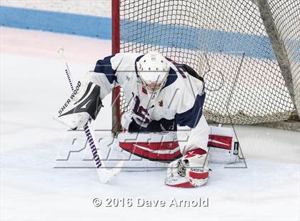 Thumbnail 3 in Stoneham vs Lincoln-Sudbury  (MIAA Division 2 North 1st Round) photogallery.