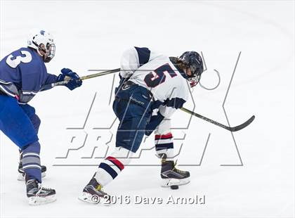 Thumbnail 1 in Stoneham vs Lincoln-Sudbury  (MIAA Division 2 North 1st Round) photogallery.