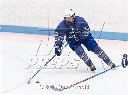 Thumbnail 2 in Stoneham vs Lincoln-Sudbury  (MIAA Division 2 North 1st Round) photogallery.