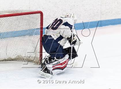 Thumbnail 1 in Stoneham vs Lincoln-Sudbury  (MIAA Division 2 North 1st Round) photogallery.