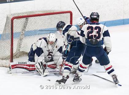 Thumbnail 3 in Stoneham vs Lincoln-Sudbury  (MIAA Division 2 North 1st Round) photogallery.