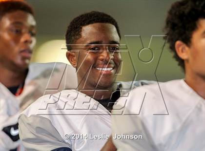 Thumbnail 1 in South Houston vs. Dawson photogallery.