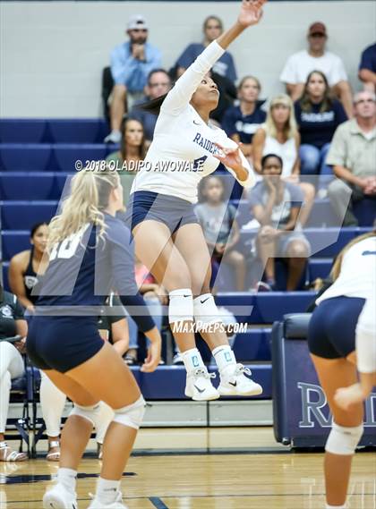 Thumbnail 2 in Independence @ Wylie East photogallery.