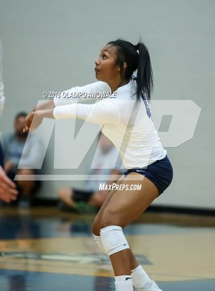Thumbnail 2 in Independence @ Wylie East photogallery.