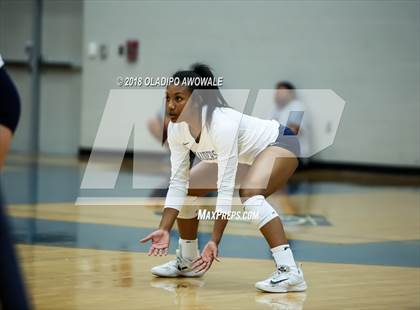 Thumbnail 1 in Independence @ Wylie East photogallery.