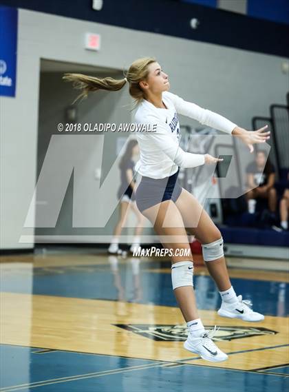 Thumbnail 2 in Independence @ Wylie East photogallery.