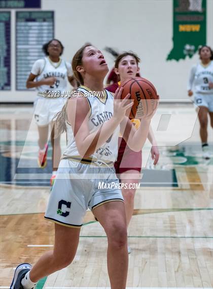 Thumbnail 2 in JV: Indianapolis Scecina Memorial @ Cathedral (City Alliance Tourney quarterfinal) photogallery.