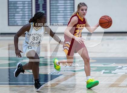 Thumbnail 2 in JV: Indianapolis Scecina Memorial @ Cathedral (City Alliance Tourney quarterfinal) photogallery.