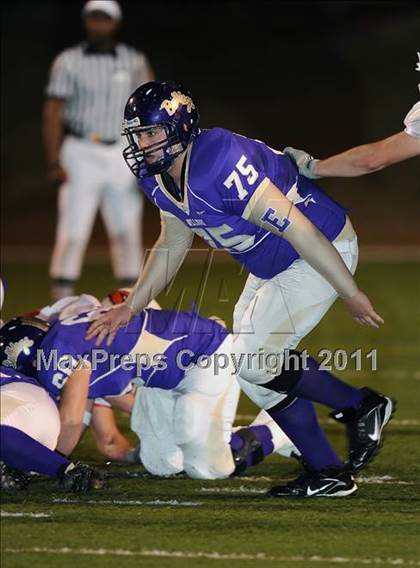 Thumbnail 1 in Eustace vs. Pottsboro (2A Region 2 Bi-District Playoffs) photogallery.