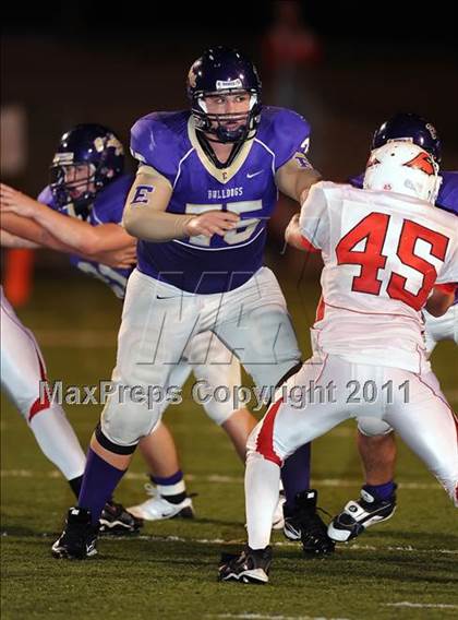 Thumbnail 1 in Eustace vs. Pottsboro (2A Region 2 Bi-District Playoffs) photogallery.