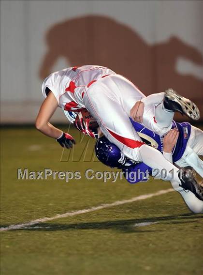 Thumbnail 3 in Eustace vs. Pottsboro (2A Region 2 Bi-District Playoffs) photogallery.