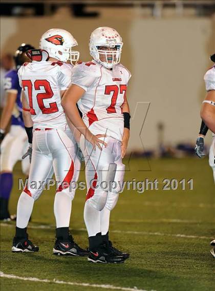 Thumbnail 1 in Eustace vs. Pottsboro (2A Region 2 Bi-District Playoffs) photogallery.