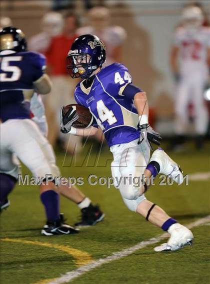 Thumbnail 2 in Eustace vs. Pottsboro (2A Region 2 Bi-District Playoffs) photogallery.