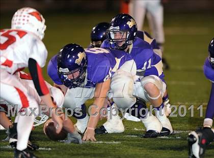 Thumbnail 3 in Eustace vs. Pottsboro (2A Region 2 Bi-District Playoffs) photogallery.