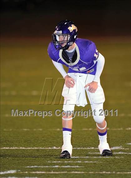 Thumbnail 1 in Eustace vs. Pottsboro (2A Region 2 Bi-District Playoffs) photogallery.