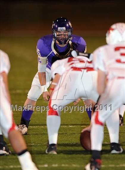 Thumbnail 1 in Eustace vs. Pottsboro (2A Region 2 Bi-District Playoffs) photogallery.