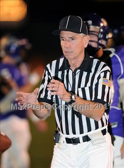 Thumbnail 1 in Eustace vs. Pottsboro (2A Region 2 Bi-District Playoffs) photogallery.