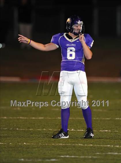 Thumbnail 1 in Eustace vs. Pottsboro (2A Region 2 Bi-District Playoffs) photogallery.