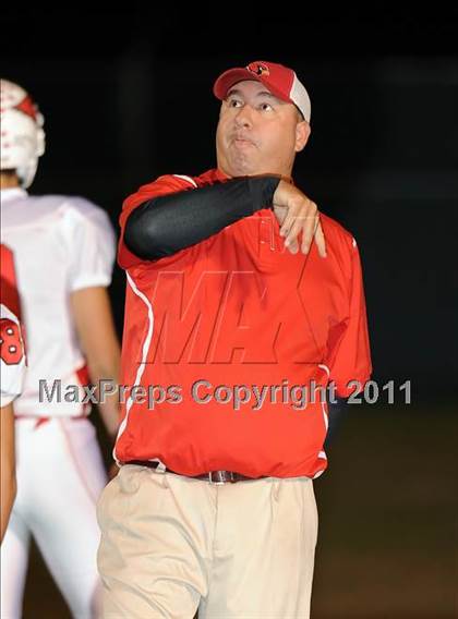 Thumbnail 1 in Eustace vs. Pottsboro (2A Region 2 Bi-District Playoffs) photogallery.