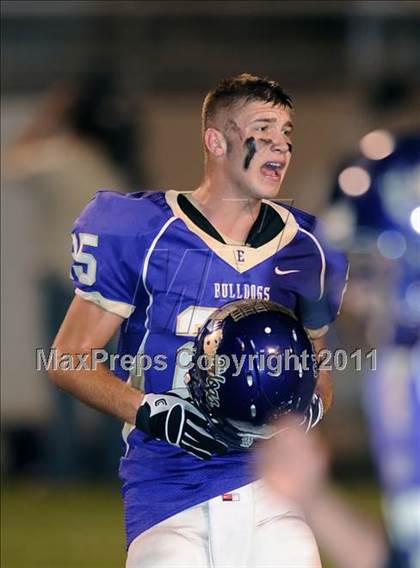Thumbnail 1 in Eustace vs. Pottsboro (2A Region 2 Bi-District Playoffs) photogallery.