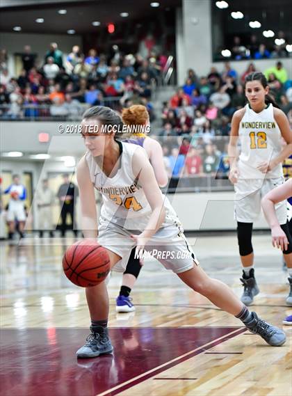 Thumbnail 1 in Wonderview vs. Bay (AAA 1A 2nd Round Playoff) photogallery.