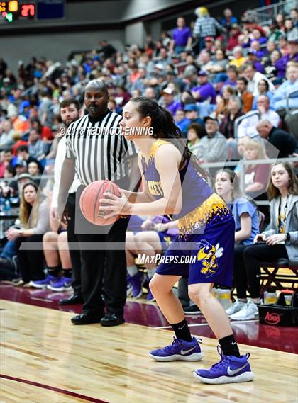 Thumbnail 1 in Wonderview vs. Bay (AAA 1A 2nd Round Playoff) photogallery.