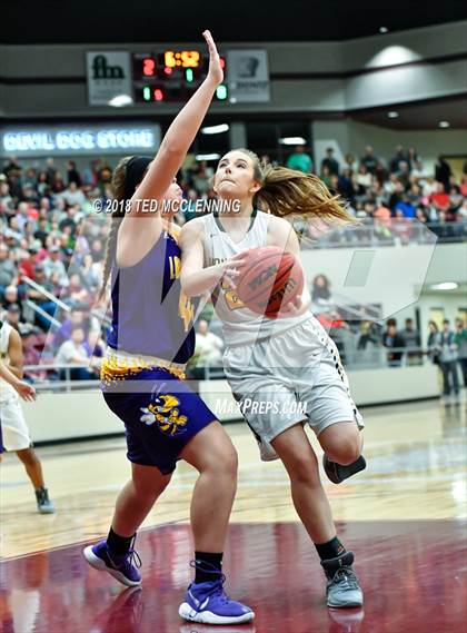 Thumbnail 2 in Wonderview vs. Bay (AAA 1A 2nd Round Playoff) photogallery.