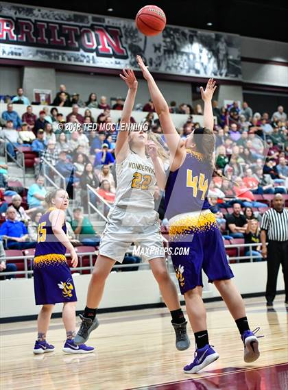 Thumbnail 3 in Wonderview vs. Bay (AAA 1A 2nd Round Playoff) photogallery.