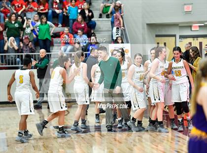Thumbnail 3 in Wonderview vs. Bay (AAA 1A 2nd Round Playoff) photogallery.