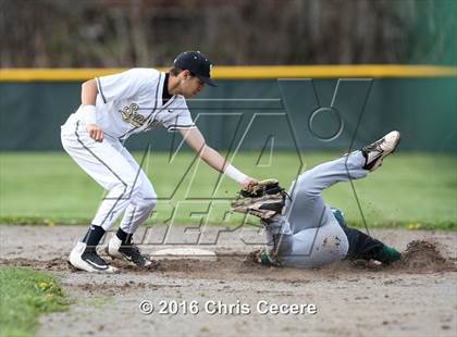 Thumbnail 2 in Fayetteville-Manlius vs. Henninger/Nottingham photogallery.