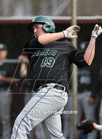 Thumbnail 3 in Fayetteville-Manlius vs. Henninger/Nottingham photogallery.