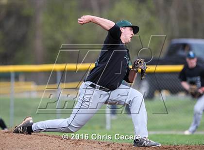 Thumbnail 3 in Fayetteville-Manlius vs. Henninger/Nottingham photogallery.