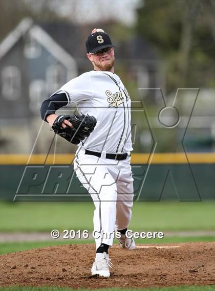 Thumbnail 2 in Fayetteville-Manlius vs. Henninger/Nottingham photogallery.