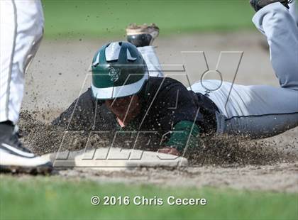 Thumbnail 2 in Fayetteville-Manlius vs. Henninger/Nottingham photogallery.