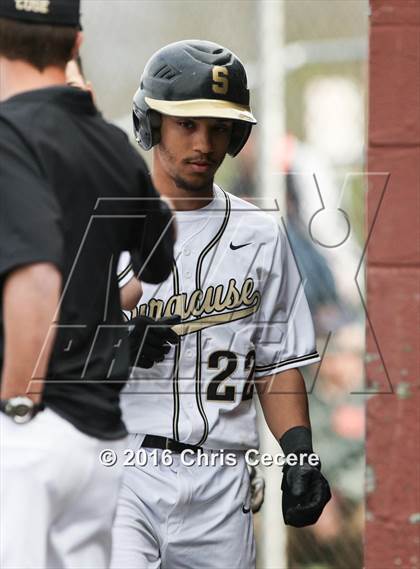 Thumbnail 2 in Fayetteville-Manlius vs. Henninger/Nottingham photogallery.