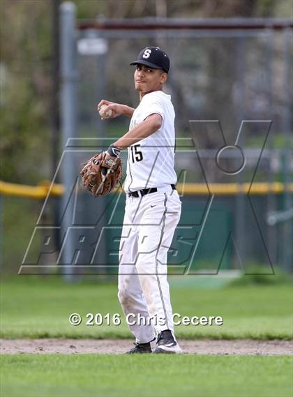 Thumbnail 3 in Fayetteville-Manlius vs. Henninger/Nottingham photogallery.