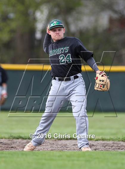 Thumbnail 3 in Fayetteville-Manlius vs. Henninger/Nottingham photogallery.