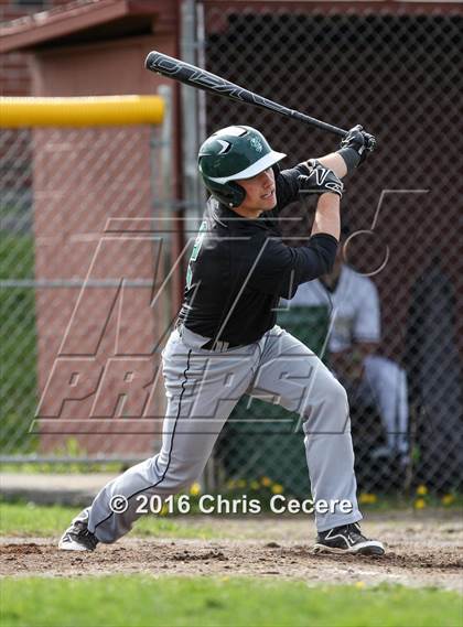 Thumbnail 2 in Fayetteville-Manlius vs. Henninger/Nottingham photogallery.