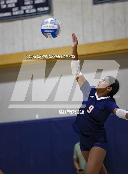 Thumbnail 1 in Roosevelt @ Chino Hills photogallery.