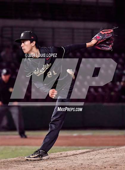Thumbnail 1 in Corona vs. Harvard-Westlake (CIF SS DIV 1 Championship) photogallery.