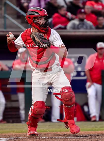 Thumbnail 3 in Corona vs. Harvard-Westlake (CIF SS DIV 1 Championship) photogallery.